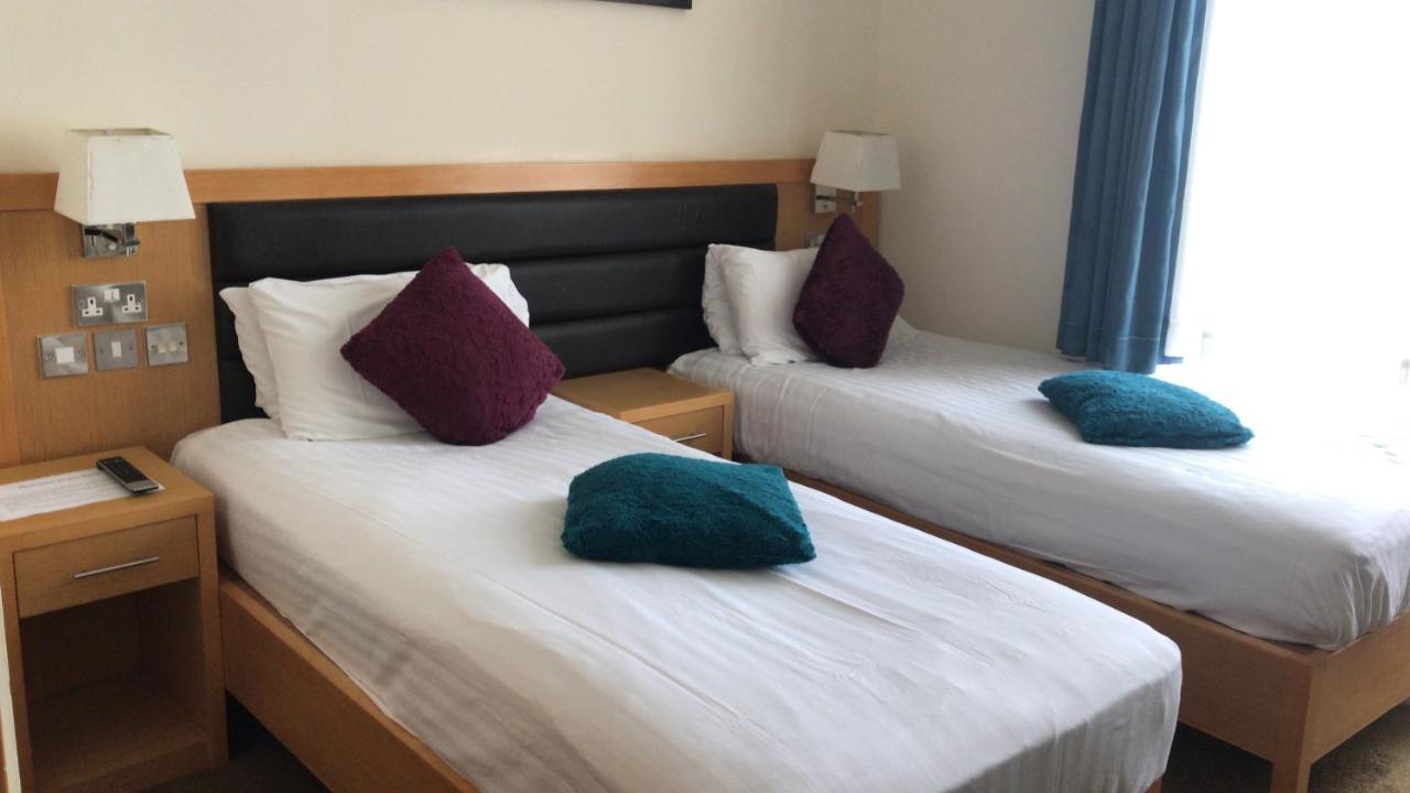 Hotel Iris